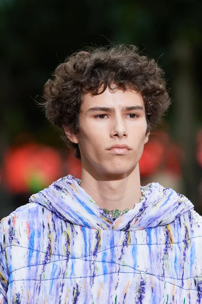 Look 36